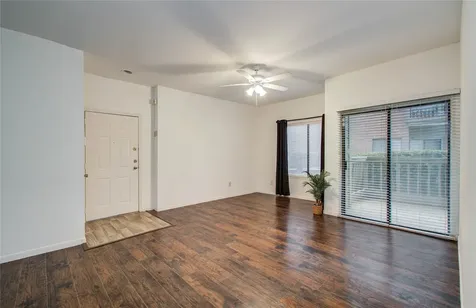 2023 Gentryside Drive 109 Houston TX 77077