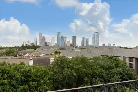 711 Memorial Heights Drive Houston TX 77007