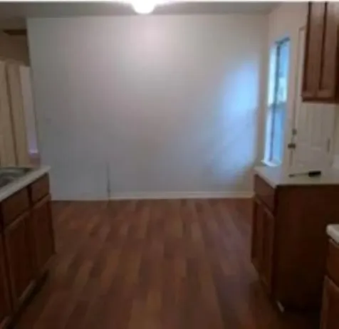 1131 W Front Street Sealy TX 77474