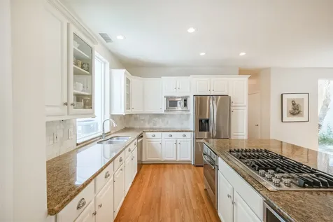 10303 Lynbrook Hollow Street Houston TX 77042