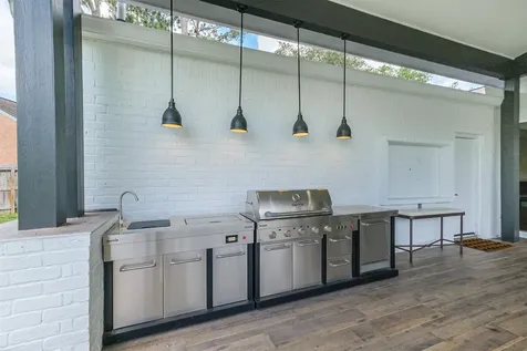 10303 Lynbrook Hollow Street Houston TX 77042