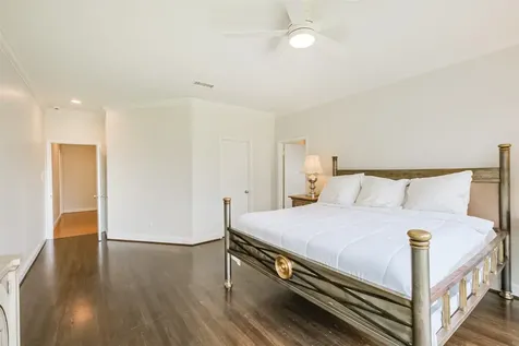 10303 Lynbrook Hollow Street Houston TX 77042