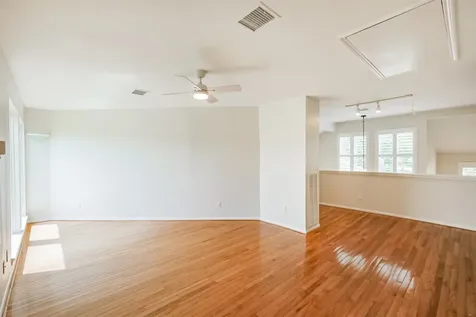 10303 Lynbrook Hollow Street Houston TX 77042