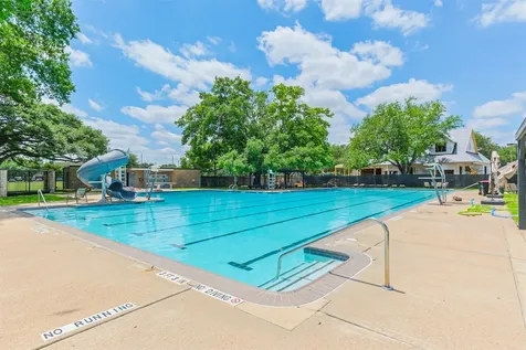 10303 Lynbrook Hollow Street Houston TX 77042