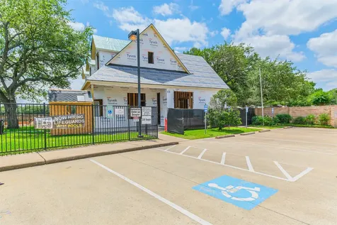 10303 Lynbrook Hollow Street Houston TX 77042