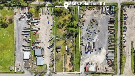 6606 E Houston Road Houston TX 77028