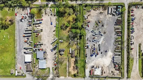 6606 E Houston Road Houston TX 77028