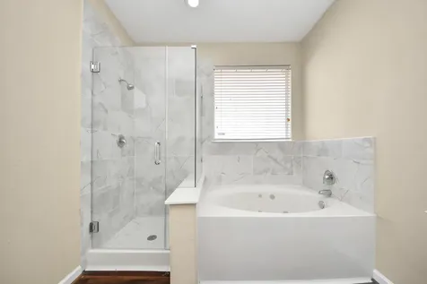 5519 Gatesprings Lane Sugar Land TX 77479