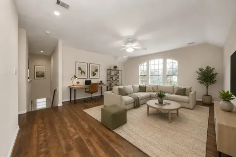 5519 Gatesprings Lane Sugar Land TX 77479