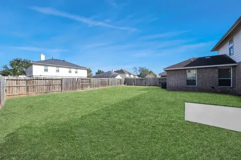 5519 Gatesprings Lane Sugar Land TX 77479