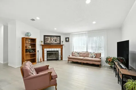 5442 Woodland Drive Orange TX 77632