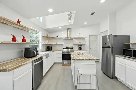 5442 Woodland Drive Orange TX 77632