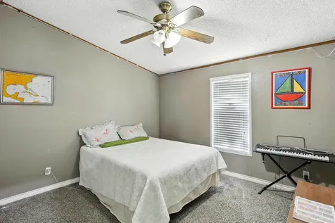 5442 Woodland Drive Orange TX 77632