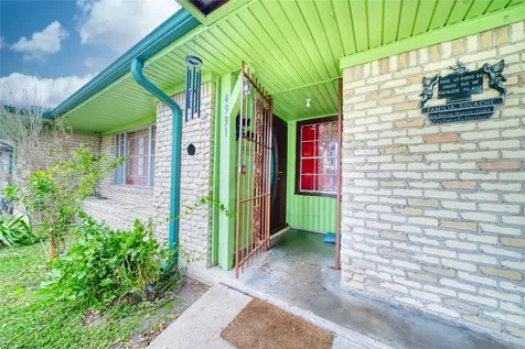 4931 Mercedes Lane Houston TX 77022