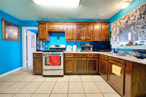 4931 Mercedes Lane Houston TX 77022