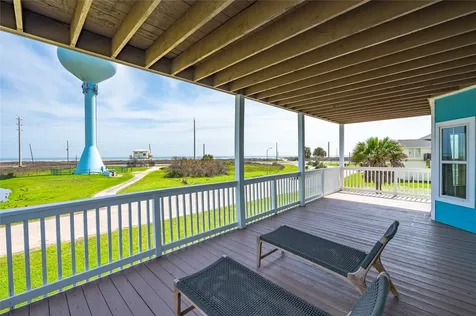 25001 Monterey Court Galveston TX 77554