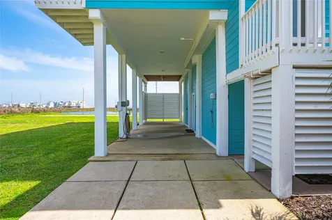 25001 Monterey Court Galveston TX 77554