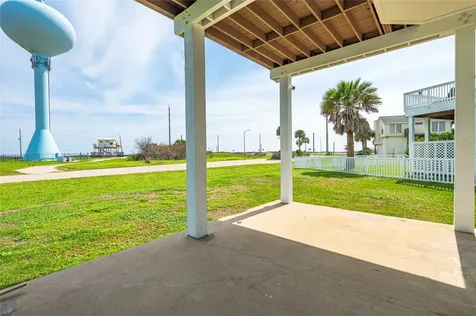 25001 Monterey Court Galveston TX 77554