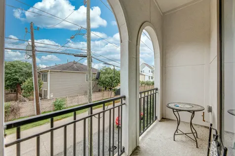 5230 Schuler Street Houston TX 77007
