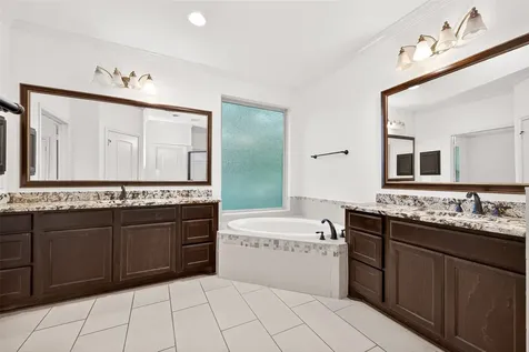 42 Daffodil Meadow Place The Woodlands TX 77375