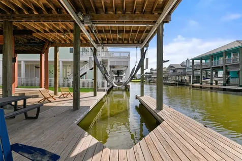 22101 Guadalupe Drive Galveston TX 77554