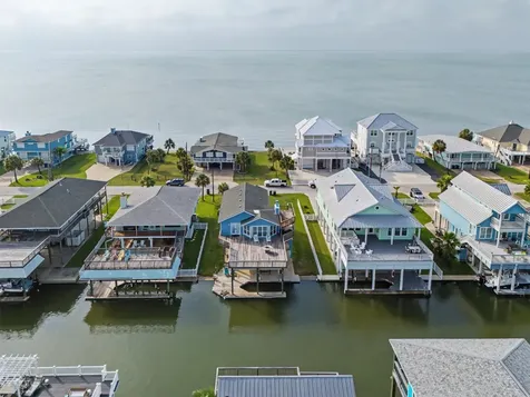 22101 Guadalupe Drive Galveston TX 77554