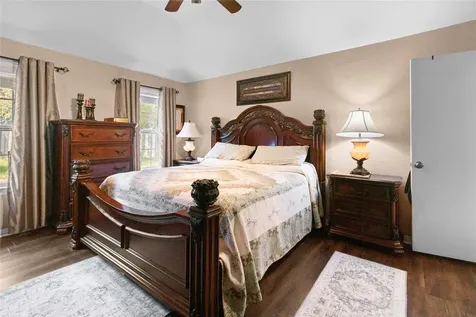 3725 Meadow Wood Drive Pasadena TX 77503
