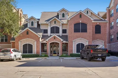 2111 Welch Street A318 Houston TX 77019