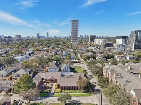 2111 Welch Street A318 Houston TX 77019