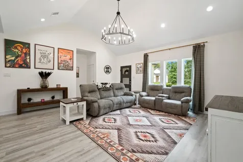 144 S Village Cove Loop Livingston TX 77351