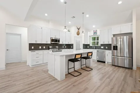 144 S Village Cove Loop Livingston TX 77351