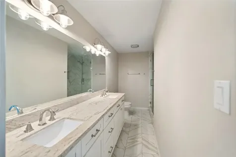 5203 Chantilly Lane Houston TX 77092