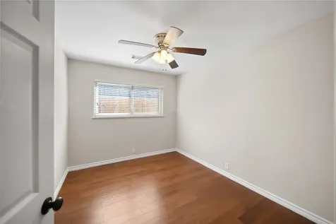 5203 Chantilly Lane Houston TX 77092