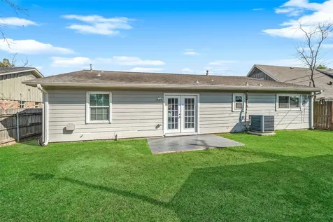 5203 Chantilly Lane Houston TX 77092