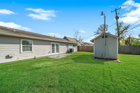 5203 Chantilly Lane Houston TX 77092