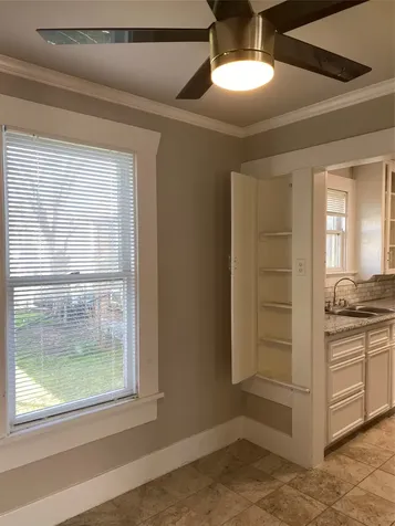 939 1/2 Byrne Street Ga Houston TX 77009