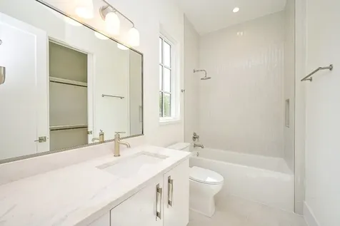 2247 North Boulevard Houston TX 77098