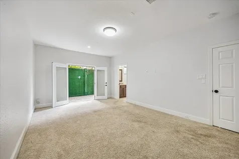 608 Westcott Street Houston TX 77007