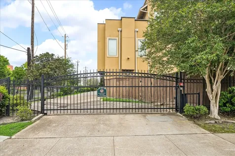 608 Westcott Street Houston TX 77007