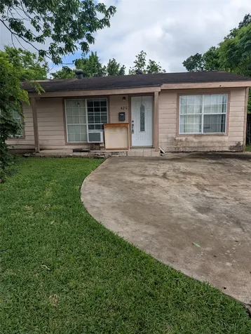 420 Azalea Street Lake Jackson TX 77566
