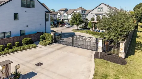 968 Ford Pines Lane Houston TX 77091