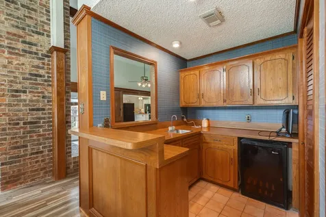 304 Arrowwood Street Lake Jackson TX 77566