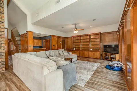 304 Arrowwood Street Lake Jackson TX 77566