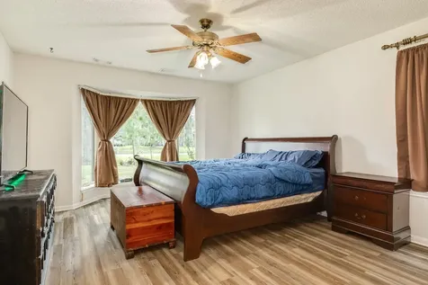 304 Arrowwood Street Lake Jackson TX 77566