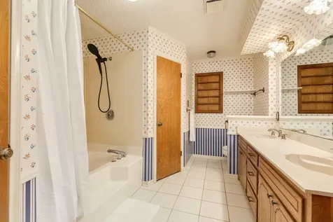 304 Arrowwood Street Lake Jackson TX 77566