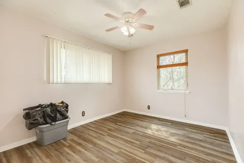 304 Arrowwood Street Lake Jackson TX 77566