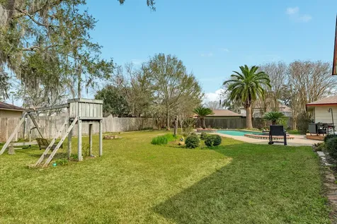 304 Arrowwood Street Lake Jackson TX 77566