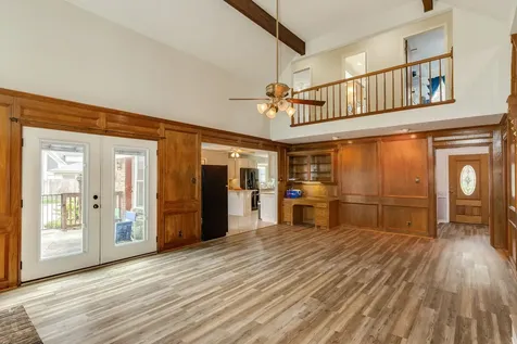 304 Arrowwood Street Lake Jackson TX 77566