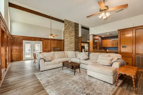 304 Arrowwood Street Lake Jackson TX 77566