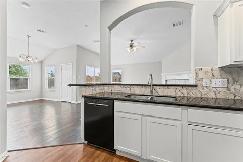 3119 Dogwood Springs Drive Houston TX 77073